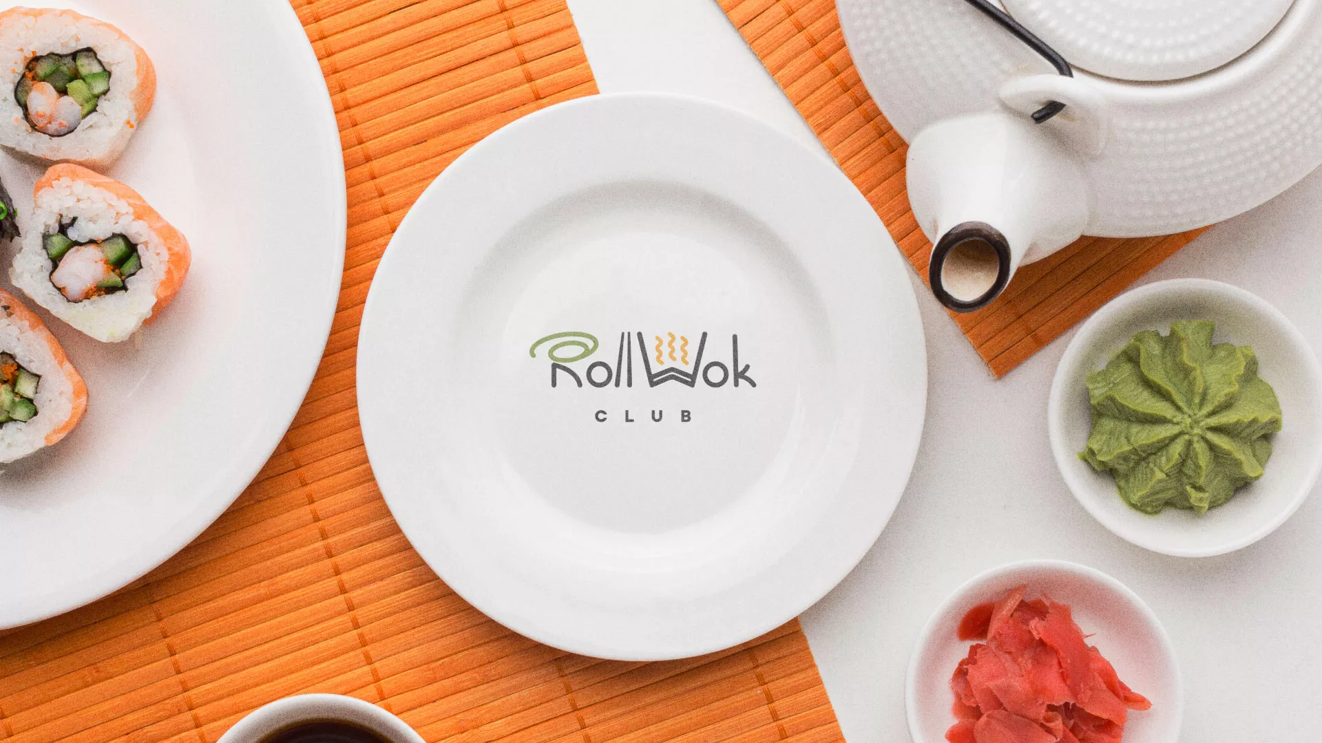 Разработка логотипа и фирменного стиля суши-бара «Roll Wok Club» в Чехове